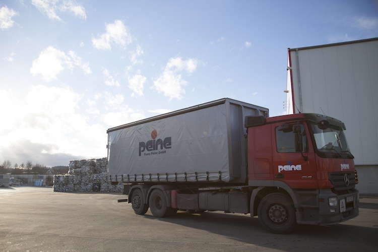 Rollcontainer Seiten Beladung